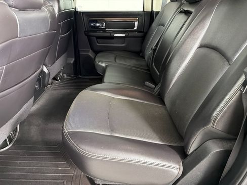 Used 2016 RAM 1500 Laramie w/ Convenience Group AWD/4WD image 17
