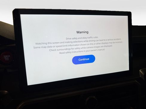 Used 2024 Toyota Tacoma TRD Off-Road image 21