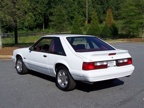 Used 1992 Ford Mustang LX RWD image 4