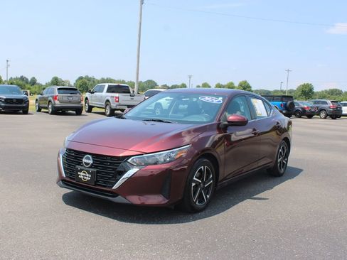 Used 2024 Nissan Sentra SV FWD image 4
