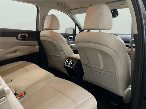 Used 2025 Kia Sorento S AWD/4WD image 22