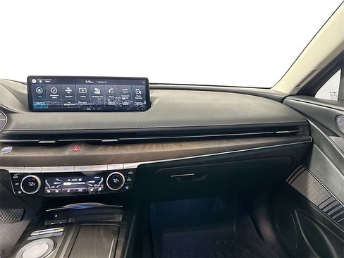 Used 2022 Genesis G80 2.5T w/ Prestige Package image 20