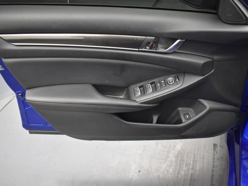 Used 2021 Honda Accord Sport image 12