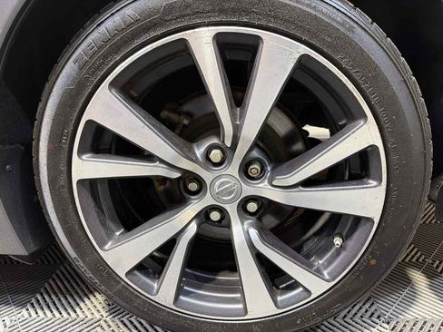 Used 2017 Nissan Maxima Platinum image 30