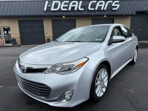 Used 2013 Toyota Avalon XLE Touring FWD image 1