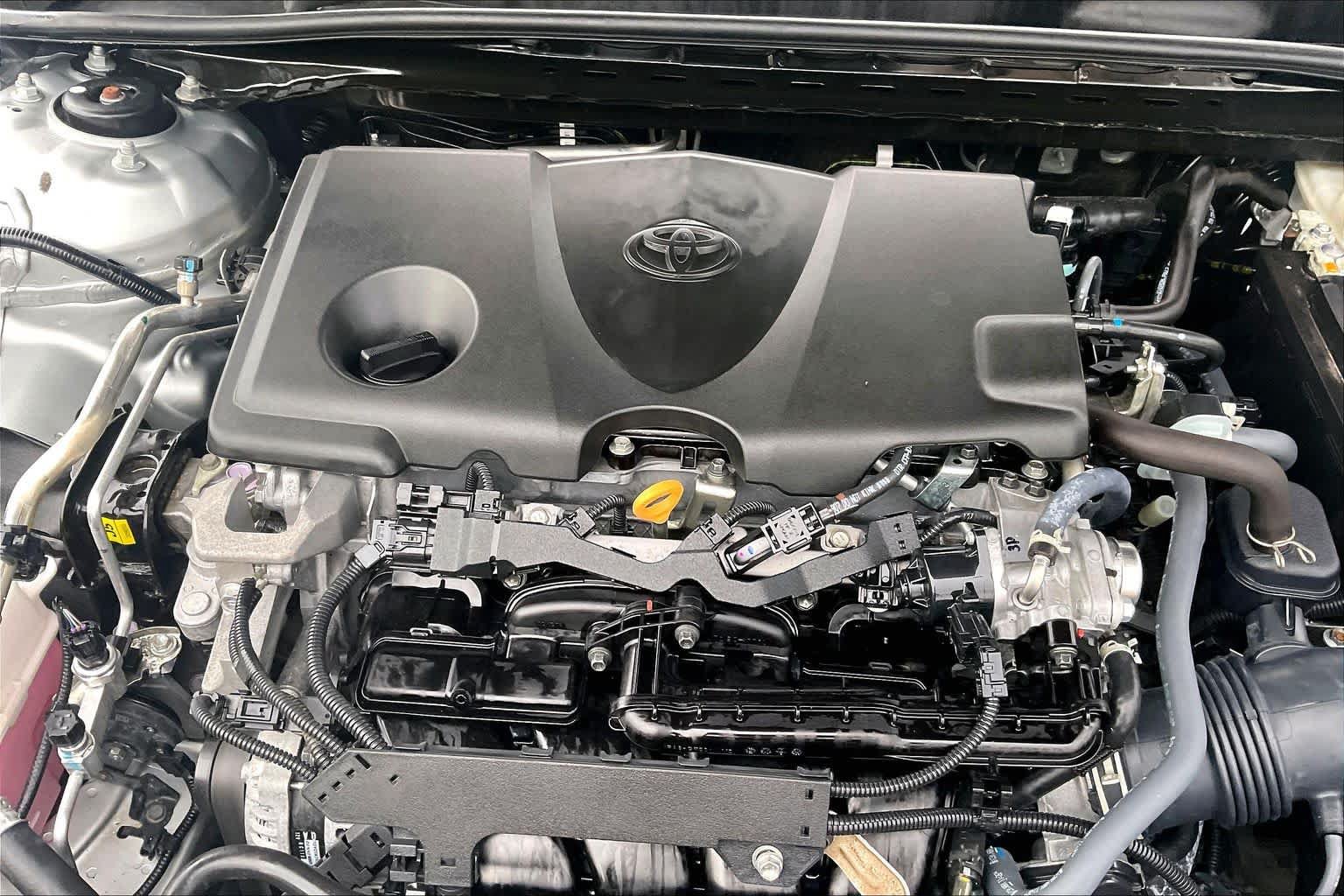 Used 2024 Toyota Camry LE FWD image 32