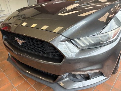 Used 2016 Ford Mustang Premium RWD image 9