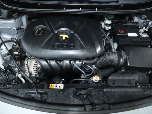 Used 2014 Hyundai Elantra GT w/ Option Group 02 image 35