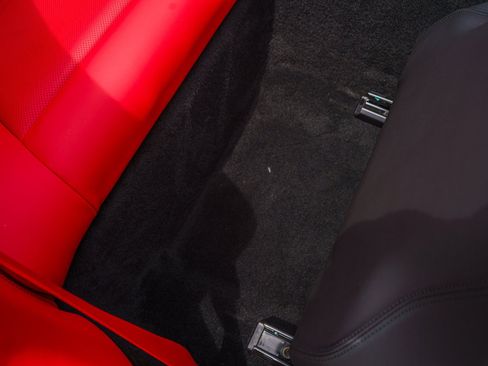 Used 2019 Ferrari Portofino RWD image 56