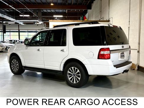 Used 2015 Ford Expedition XLT RWD image 12