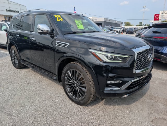 Used 2023 INFINITI QX80 Sensory w/ Cargo Package AWD/4WD image 7