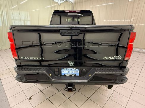 Certified 2024 Chevrolet Silverado 2500 High Country AWD/4WD image 6