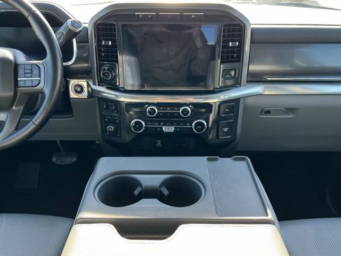 Used 2022 Ford F150 Lariat image 14
