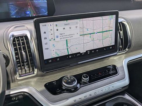 New 2025 Ford Expedition Platinum w/ Driver's Package image 12