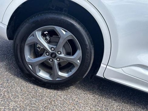 Certified 2023 Ford Escape ST-Line w/ Tech Pack #1 FWD image 9