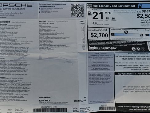 Used 2015 Porsche 911 Carrera 4S image 32