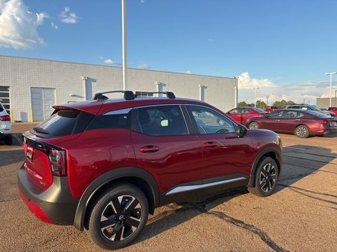 New 2026 Nissan Kicks SV w/ SV Premium Package image 4