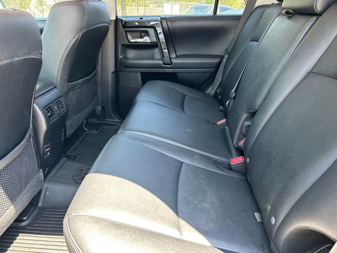 Used 2019 Toyota 4Runner TRD Off-Road Premium AWD/4WD image 18