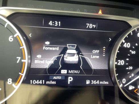 Used 2023 Nissan Rogue SL w/ SL Premium Package image 32