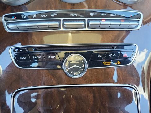 Used 2016 Mercedes-Benz C 300 4MATIC Sedan image 21