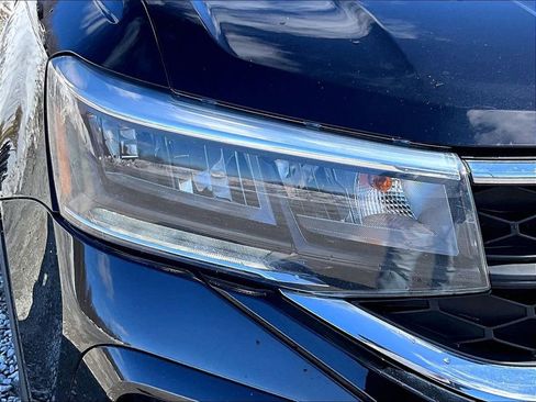 Used 2022 Volkswagen Taos SE image 21