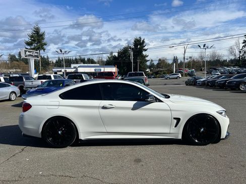 Used 2019 BMW 440i Coupe w/ M Sport Package image 5