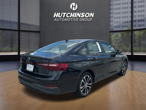 Used 2025 Volkswagen Jetta Sport FWD image 7