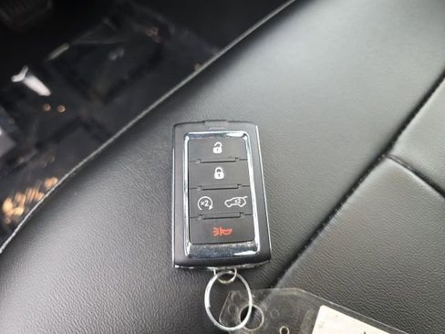 Used 2023 Jeep Grand Cherokee 4WD 4xe image 38