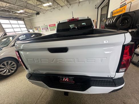 Used 2024 Chevrolet Colorado LT w/ LT Convenience Package II image 6