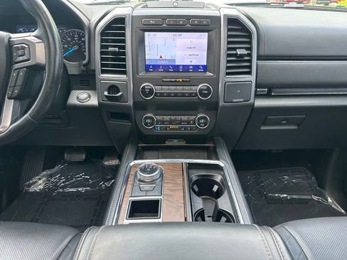 Certified 2020 Ford Expedition Platinum RWD image 18