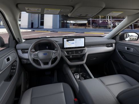 New 2026 Ford Explorer Active w/ Active Comfort Package AWD/4WD image 10