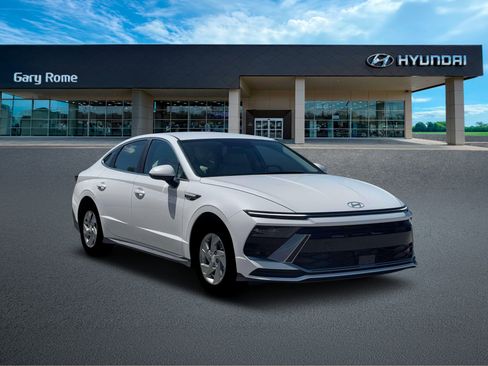 New 2026 Hyundai Sonata SE FWD image 11