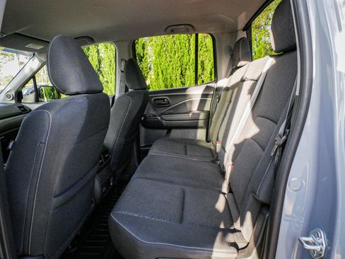 Certified 2025 Honda Ridgeline Sport image 29