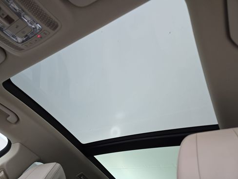 Certified 2023 Mercedes-Benz GLS 580 4MATIC image 31