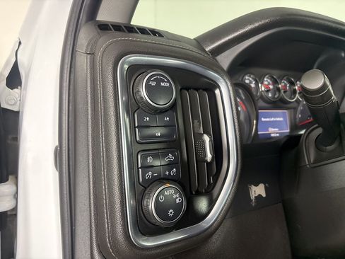 Used 2023 Chevrolet Silverado 2500 LT w/ Convenience Package image 8