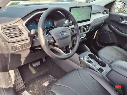 New 2025 Ford Escape SE w/ PHEV Premium Package image 10