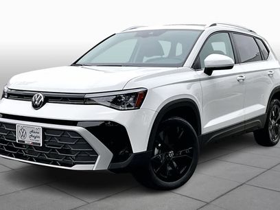 New 2026 Volkswagen Taos SE