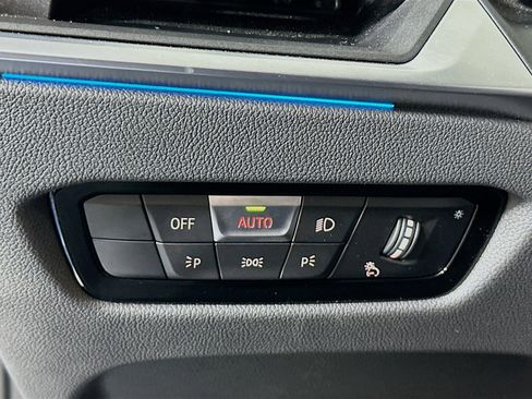 Used 2024 BMW i4 eDrive40 image 16