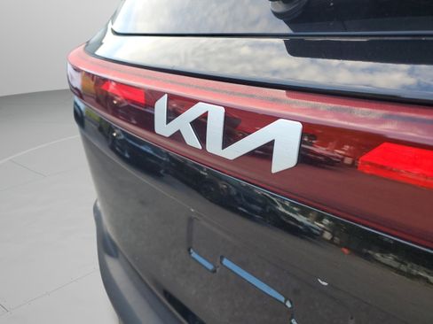 Certified 2026 Kia Seltos LX AWD/4WD image 31