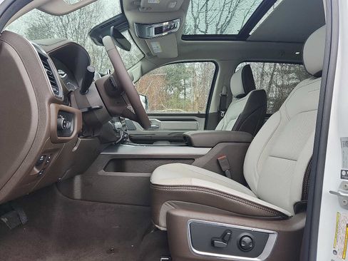 New 2026 RAM 1500 Laramie image 9