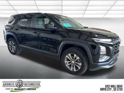 Used 2026 Chevrolet Equinox LT w/ Convenience Package II AWD/4WD image 8