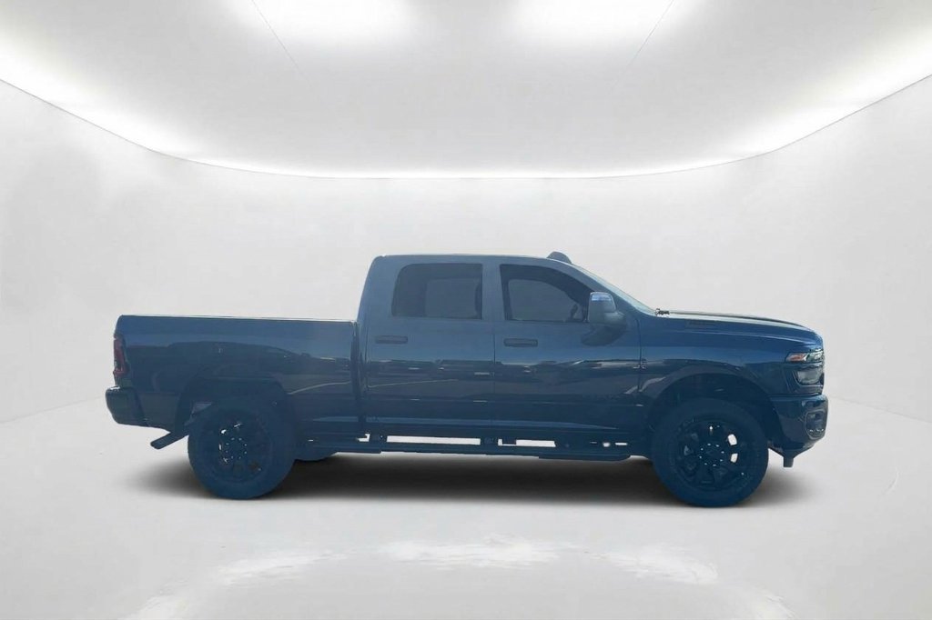 Used 2026 RAM 2500 Big Horn AWD/4WD image 4