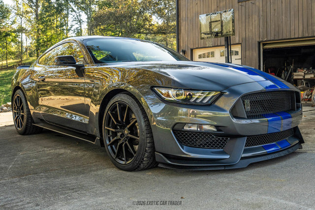 Used 2018 Ford Mustang Shelby GT350 w/ Convenience Package RWD image 11