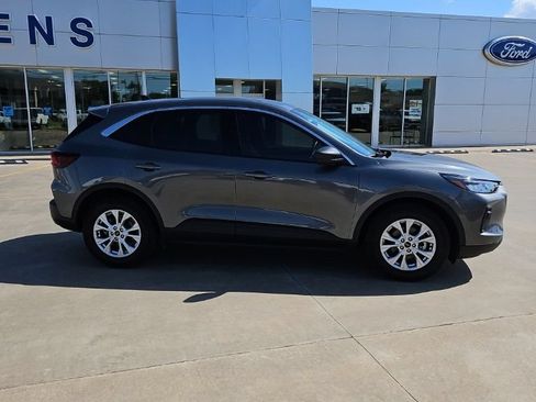 Used 2024 Ford Escape Active w/ Cold Weather Package FWD image 5