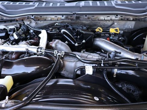 Used 2019 Ford F350 Lariat w/ Tow Technology Bundle AWD/4WD image 35