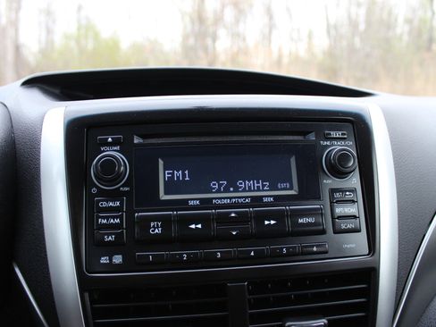 Used 2012 Subaru Forester 2.5X Premium AWD/4WD image 28