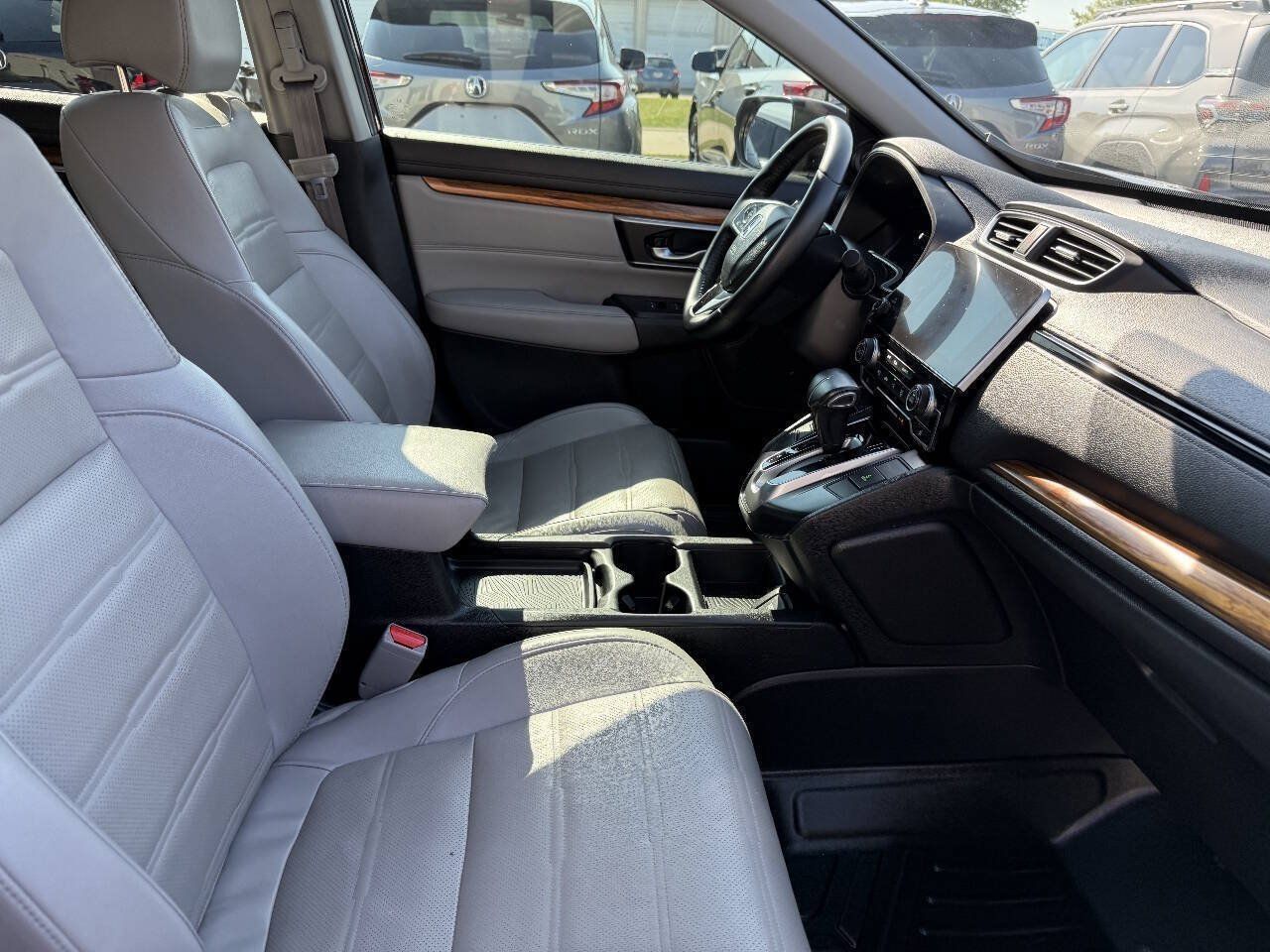 Used 2017 Honda CR-V Touring image 29