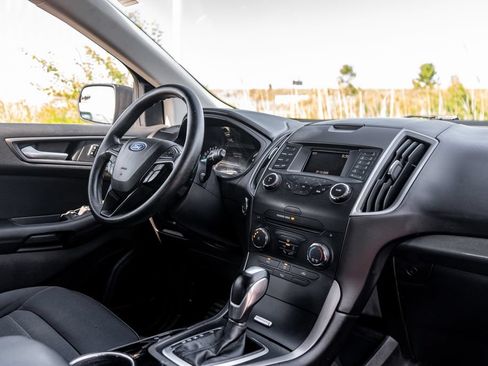 Used 2018 Ford Edge SE AWD/4WD image 11