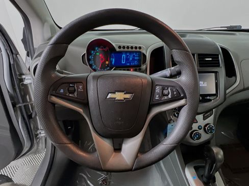 Used 2016 Chevrolet Sonic LT image 18