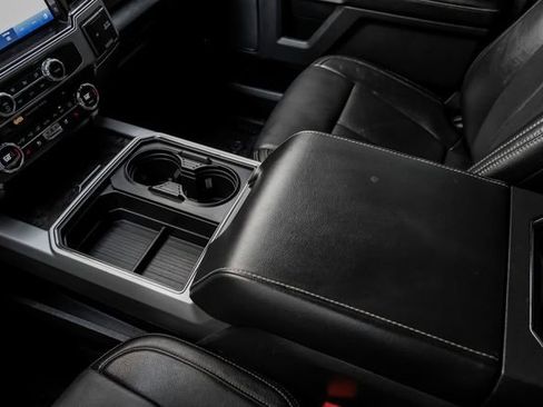 Used 2022 Ford F250 Lariat w/ Lariat Ultimate Package image 38